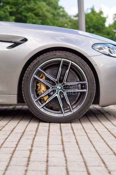 BMW M5 Competition/Carbon