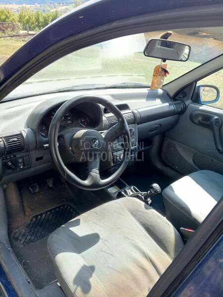 Opel Corsa B 
