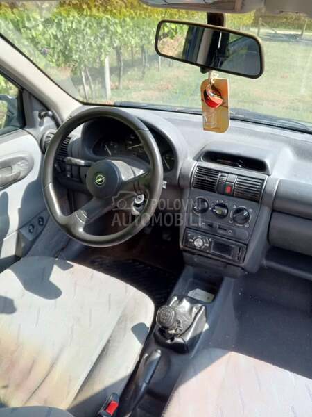 Opel Corsa B 