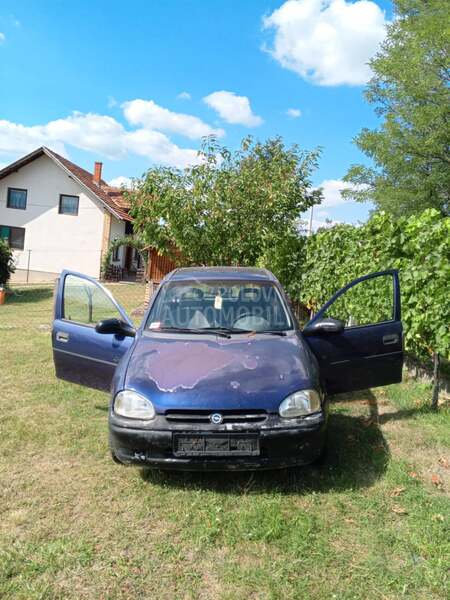 Opel Corsa B 