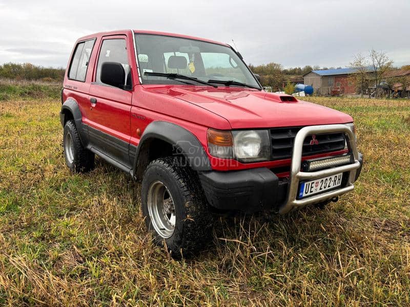 Mitsubishi Pajero Classic 2.5 TDI