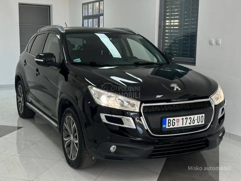 Peugeot 4008 1.8 HDI 4x4 Pano Led Peugeot 4008 1.8 HDI 4x4 Pano Led
