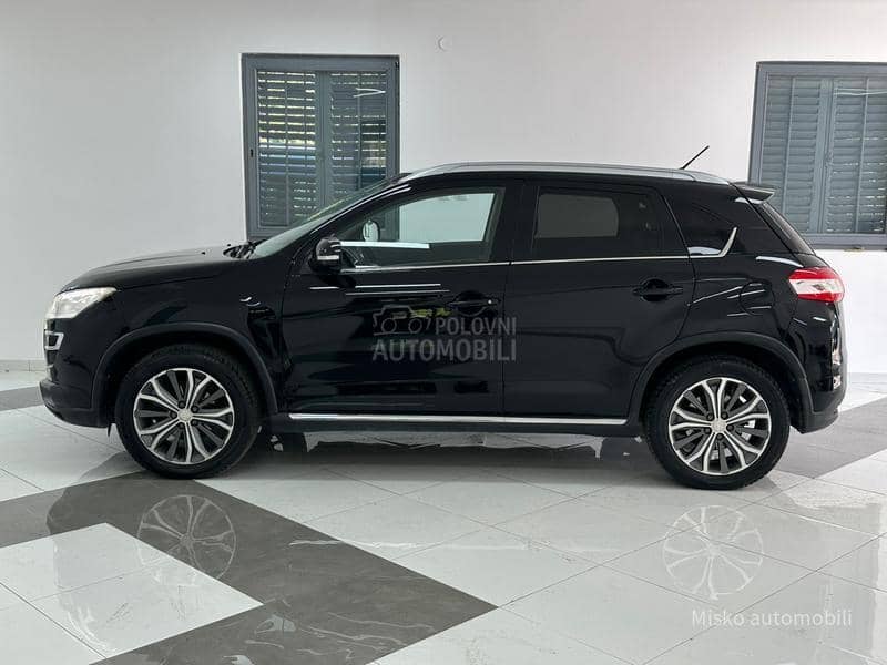 Peugeot 4008 1.8 HDI 4x4 Pano Led Peugeot 4008 1.8 HDI 4x4 Pano Led