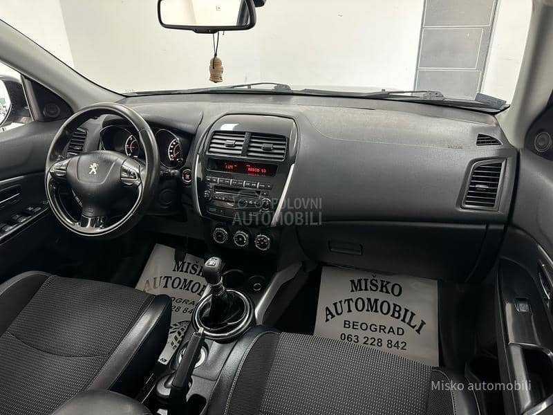 Peugeot 4008 1.8 HDI 4x4 Pano Led Peugeot 4008 1.8 HDI 4x4 Pano Led