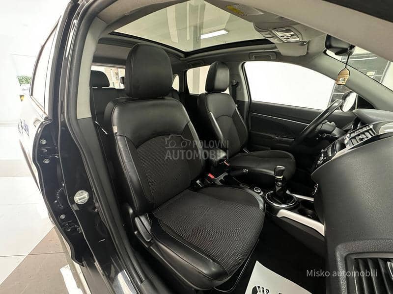 Peugeot 4008 1.8 HDI 4x4 Pano Led Peugeot 4008 1.8 HDI 4x4 Pano Led