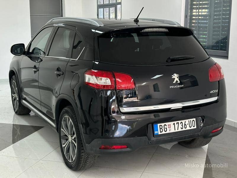 Peugeot 4008 1.8 HDI 4x4 Pano Led Peugeot 4008 1.8 HDI 4x4 Pano Led