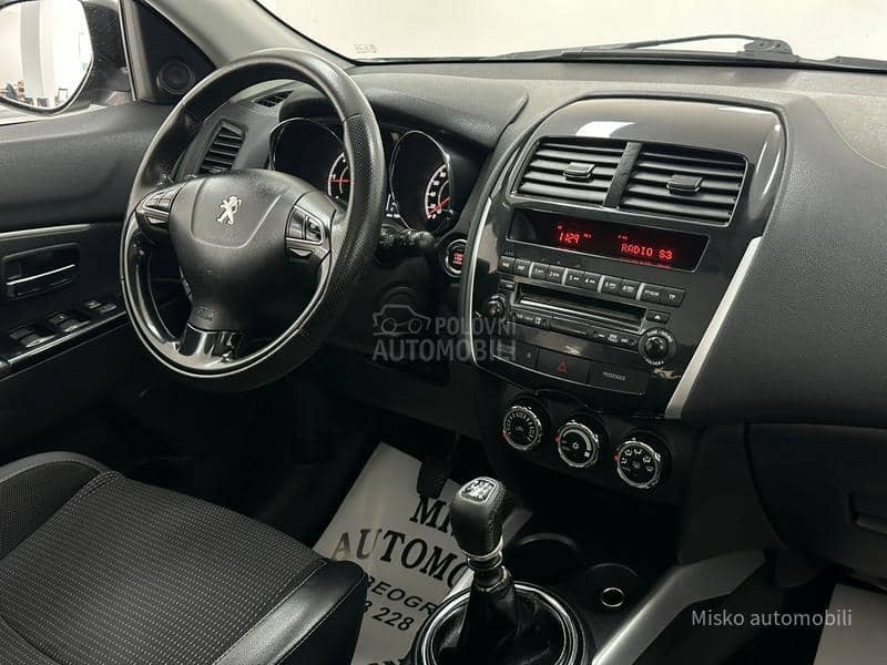 Peugeot 4008 1.8 HDI 4x4 Pano Led Peugeot 4008 1.8 HDI 4x4 Pano Led