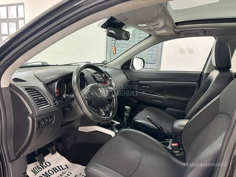 Peugeot 4008 1.8 HDI 4x4 Pano Led Peugeot 4008 1.8 HDI 4x4 Pano Led