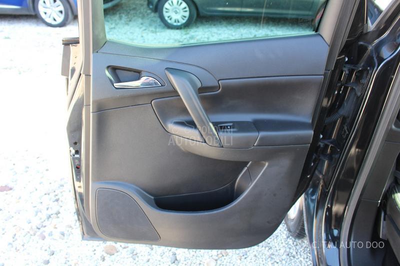 Opel Meriva 1.4 COSMO NAV