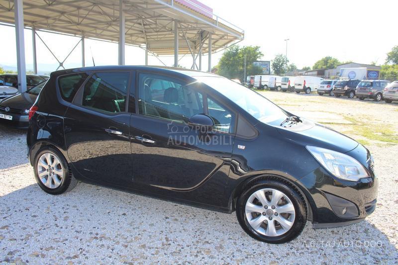 Opel Meriva 1.4 COSMO NAV