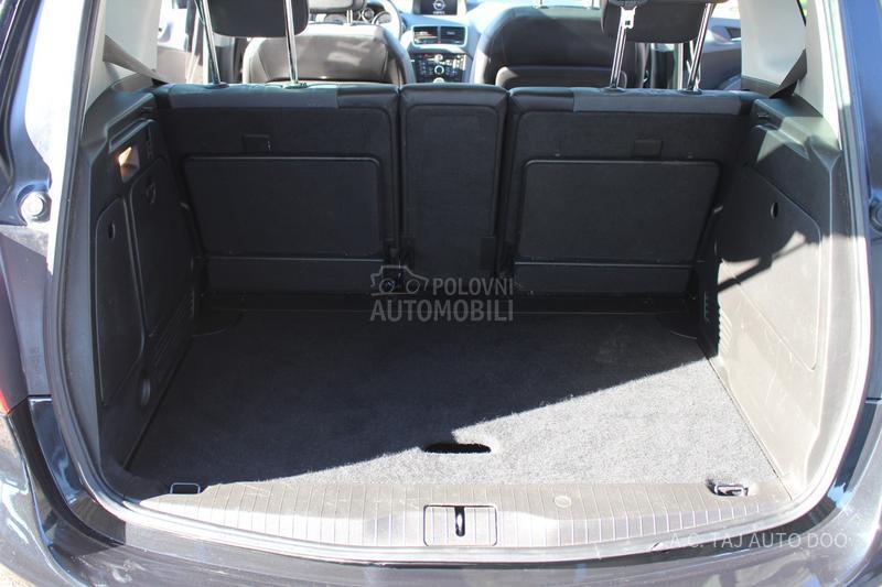 Opel Meriva 1.4 COSMO NAV