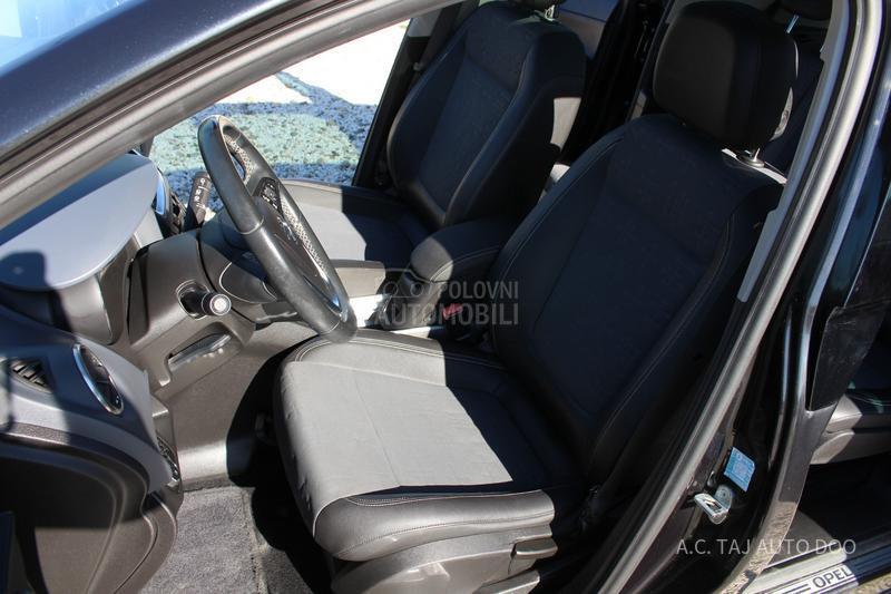 Opel Meriva 1.4 COSMO NAV