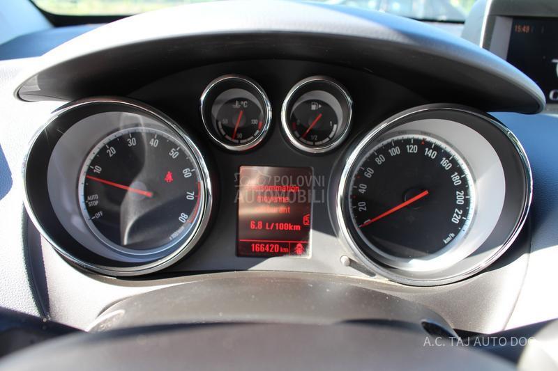 Opel Meriva 1.4 COSMO NAV