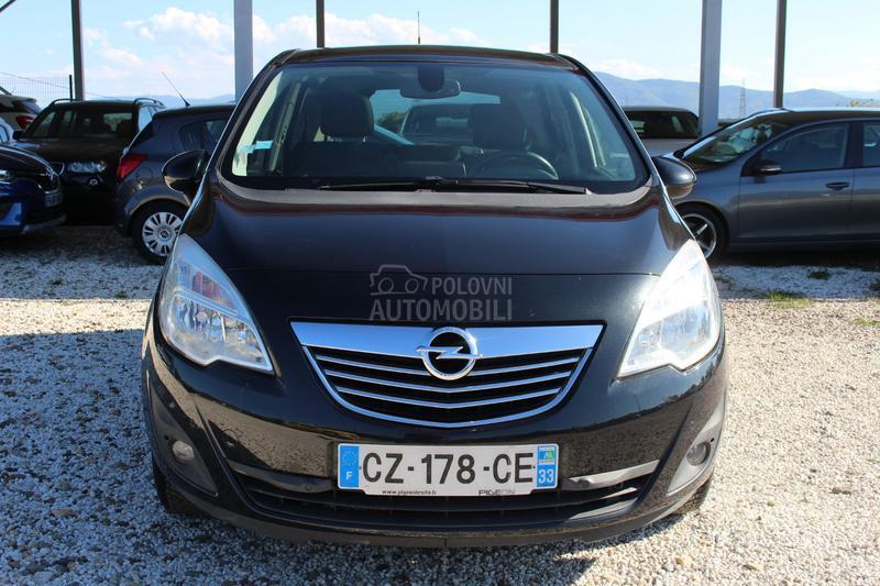 Opel Meriva 1.4 COSMO NAV