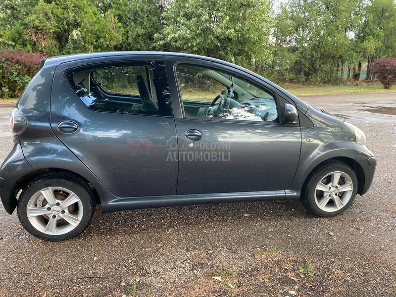 Toyota Aygo 998