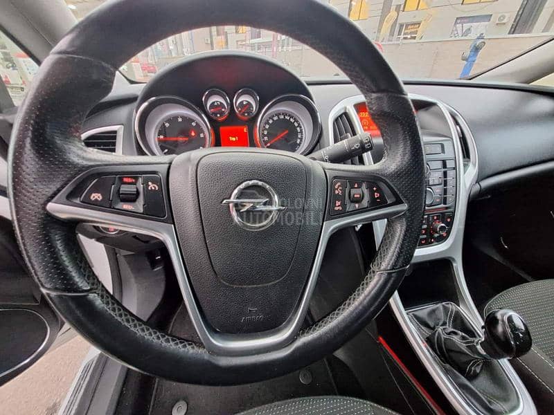 Opel Astra J 1.7 CDTI