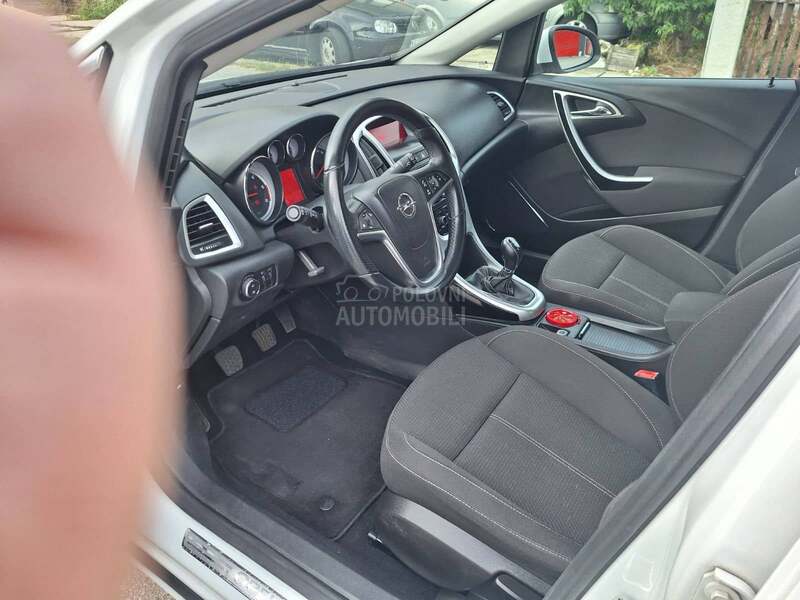 Opel Astra J 1.7 CDTI