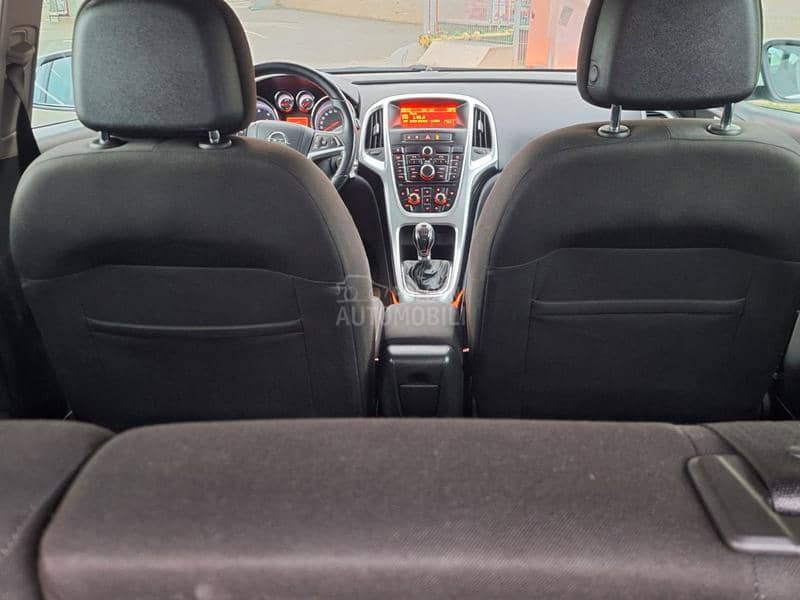 Opel Astra J 1.7 CDTI