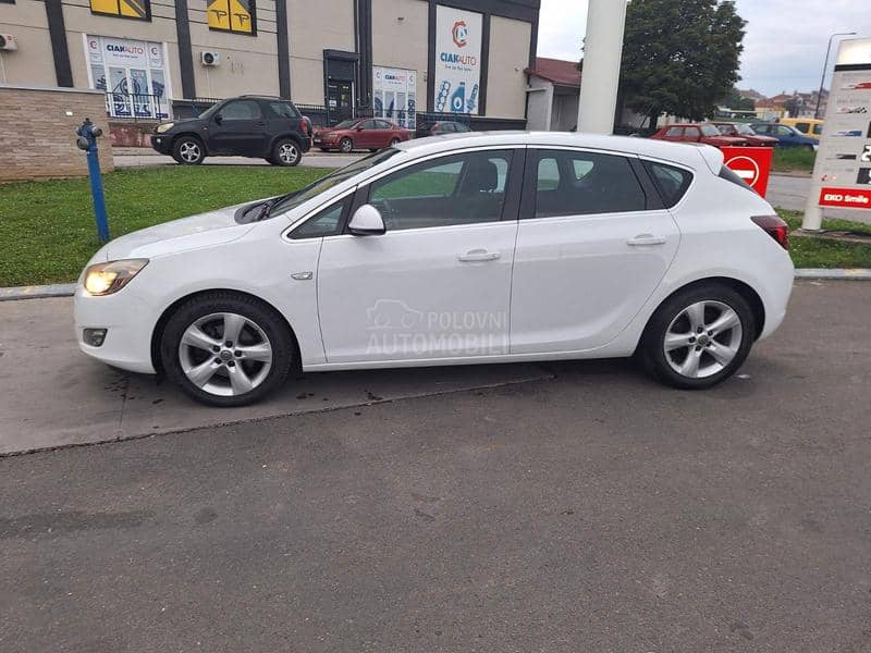 Opel Astra J 1.7 CDTI