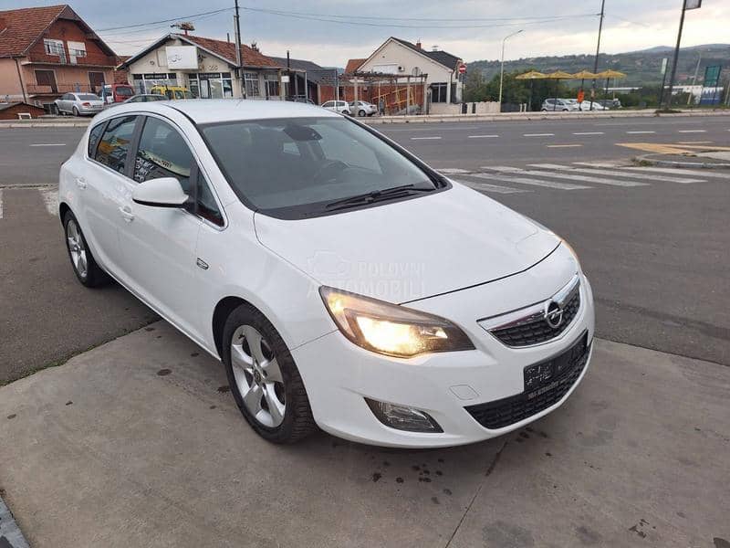 Opel Astra J 1.7 CDTI