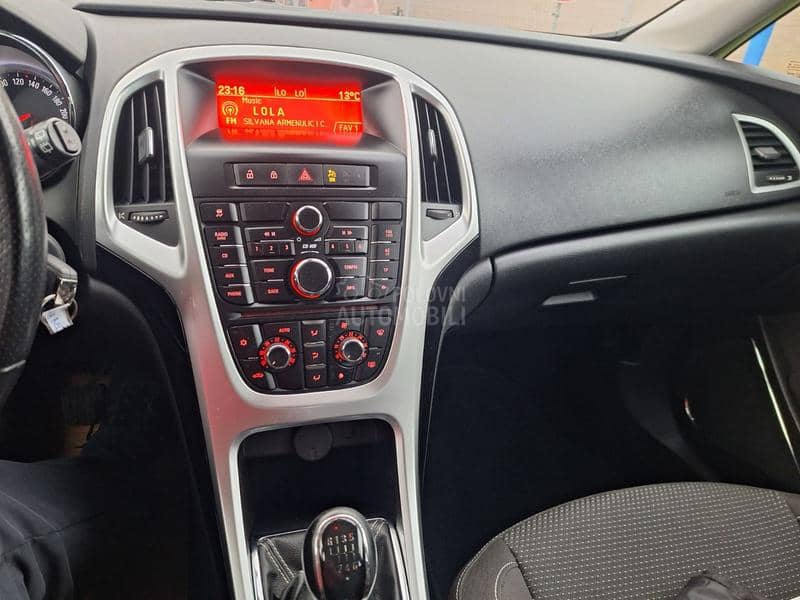 Opel Astra J 1.7 CDTI