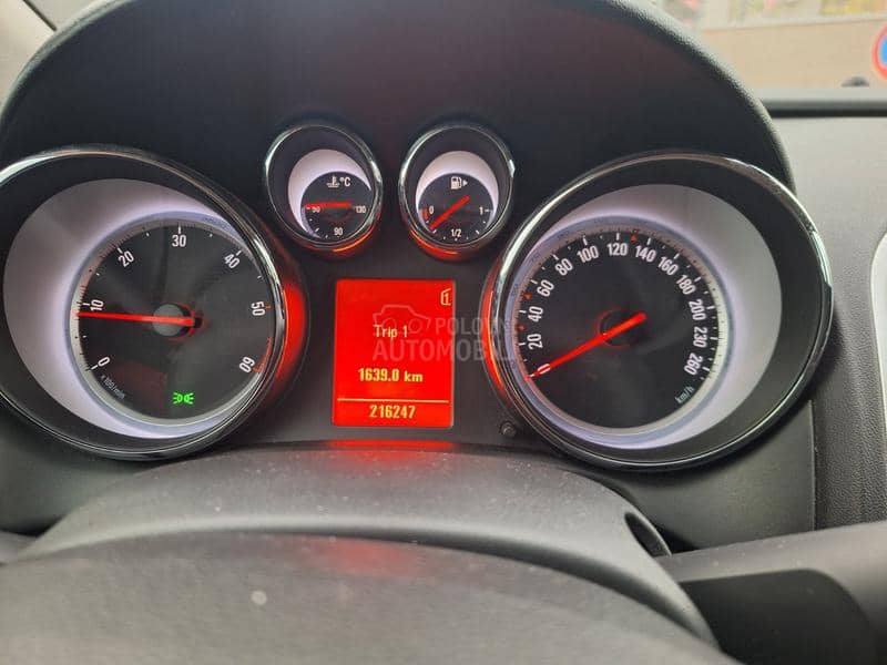 Opel Astra J 1.7 CDTI