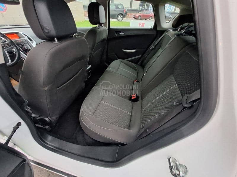 Opel Astra J 1.7 CDTI