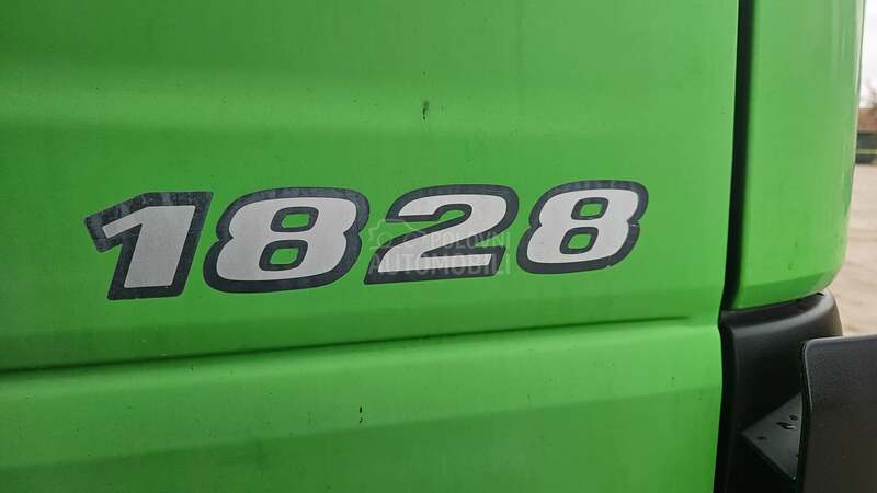 Mercedes Benz 4x2 18 28