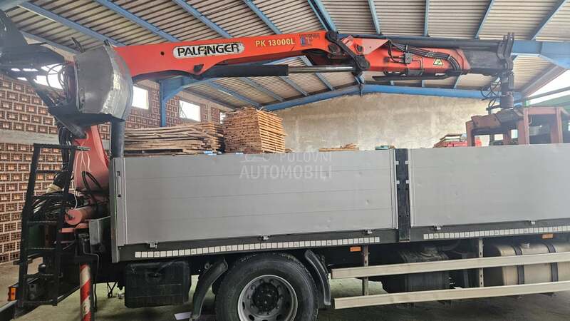 Mercedes Benz 4x2 18 28
