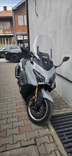 Yamaha T Max Zimska cena