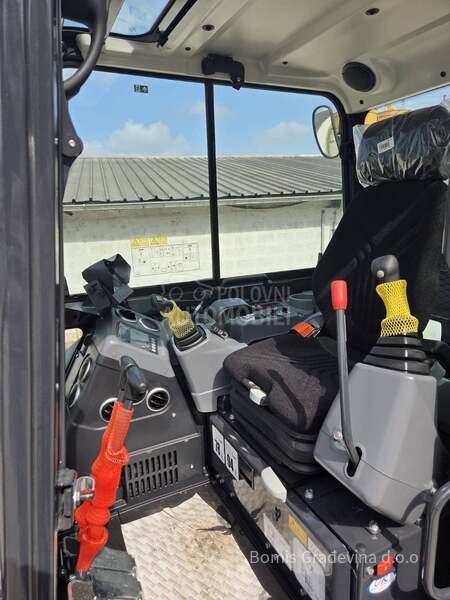 Yanmar SV60