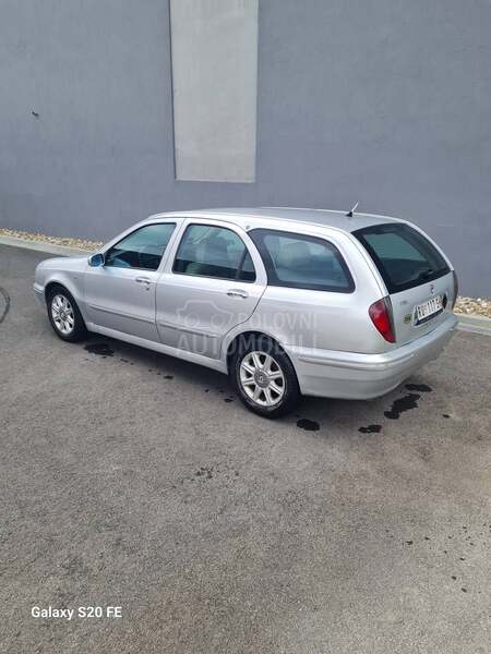 Lancia Lybra 
