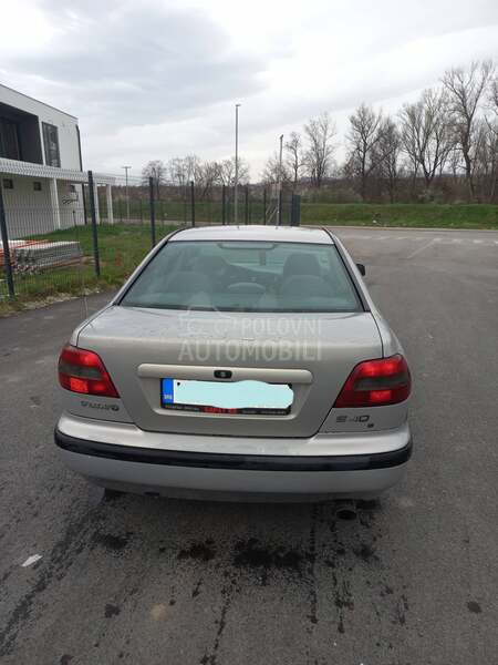 Volvo S40 