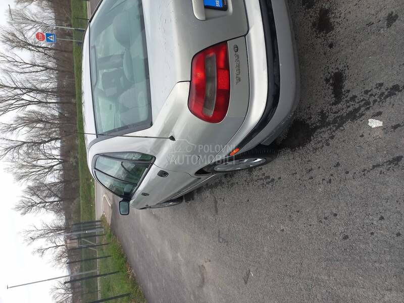 Volvo S40 