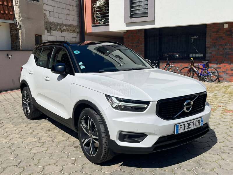 Volvo XC40 2.0/190/4x4/R-Desing