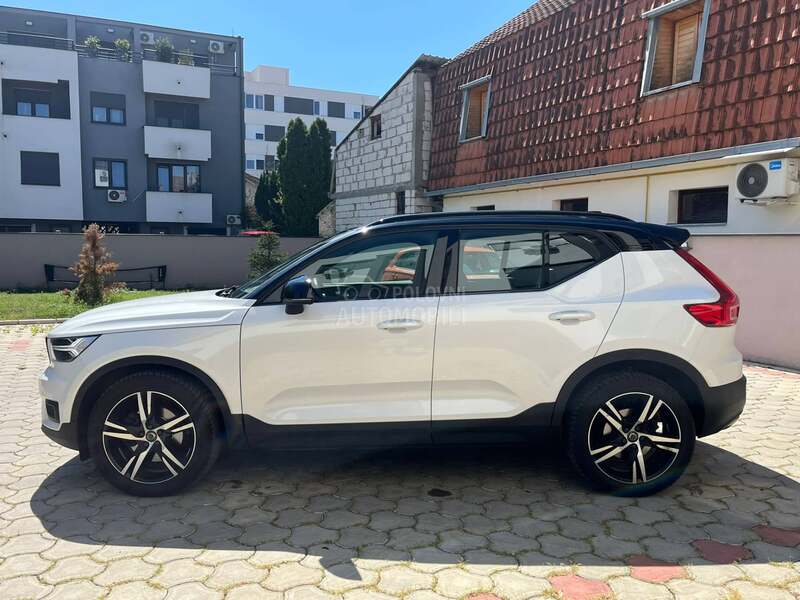 Volvo XC40 2.0/190/4x4/R-Desing