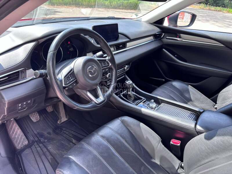 Mazda 6 Revolution T o p