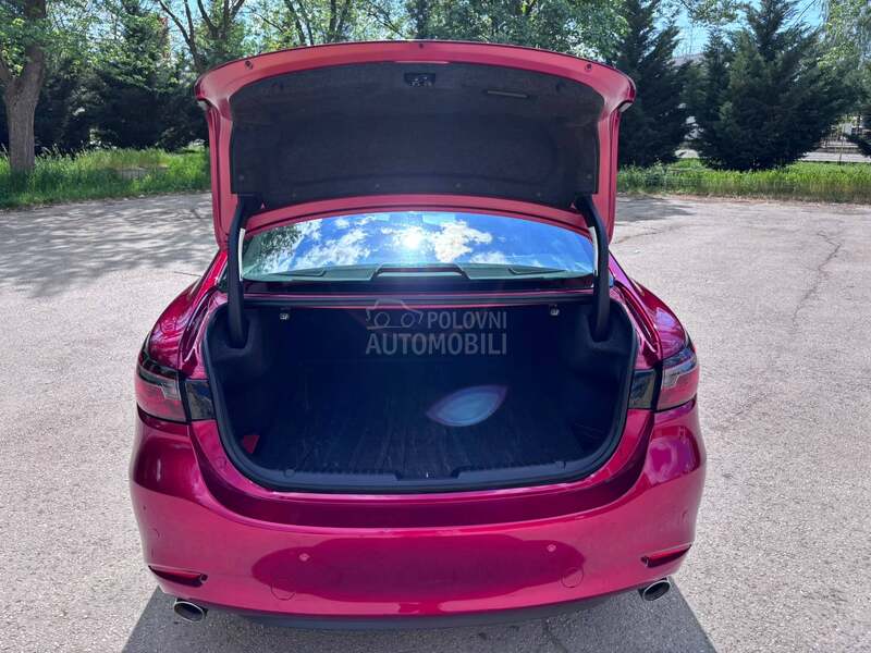 Mazda 6 Revolution T o p