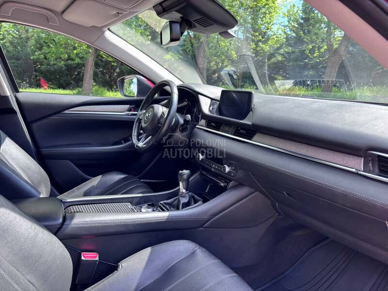 Mazda 6 Revolution T o p