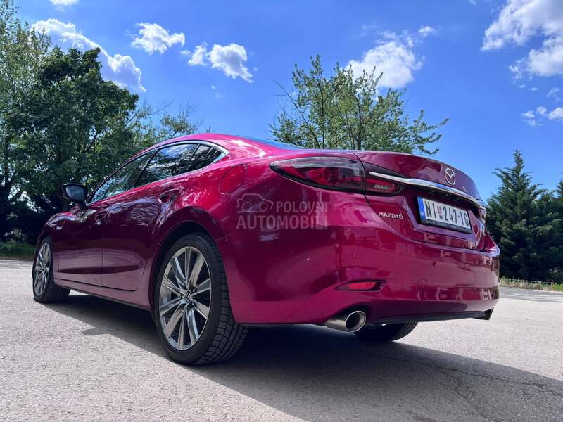 Mazda 6 Revolution T o p