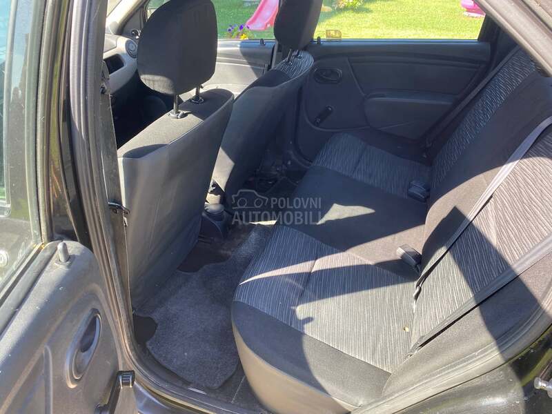 Dacia Logan 1.6
