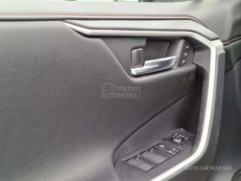 Toyota RAV 4 PLUG-IN 2.5 PHEV AWD