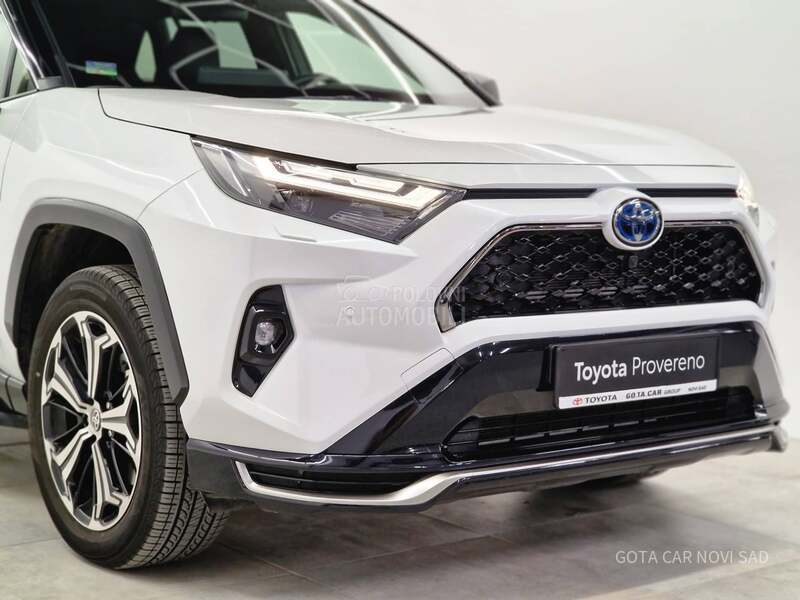 Toyota RAV 4 PLUG-IN 2.5 PHEV AWD