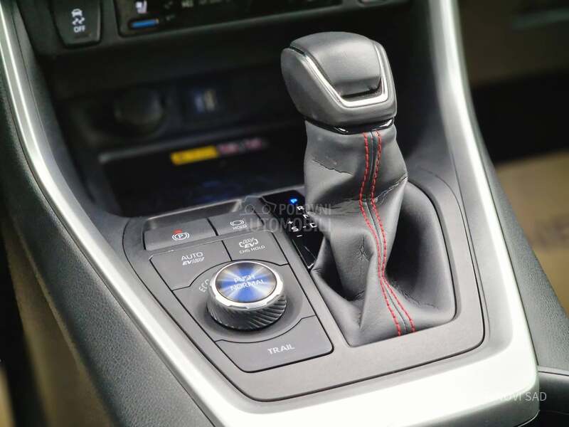 Toyota RAV 4 PLUG-IN 2.5 PHEV AWD