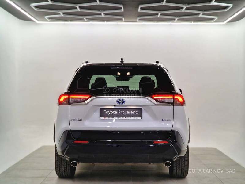 Toyota RAV 4 PLUG-IN 2.5 PHEV AWD
