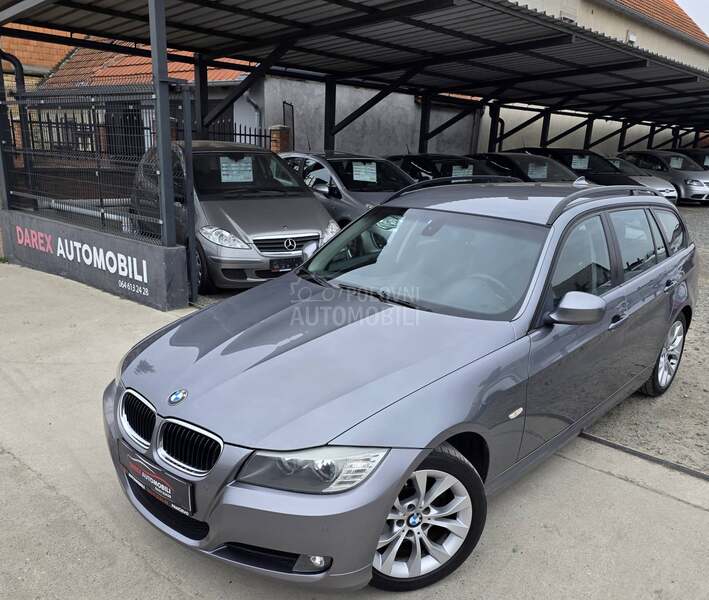 BMW 318 D    N.A.V.I