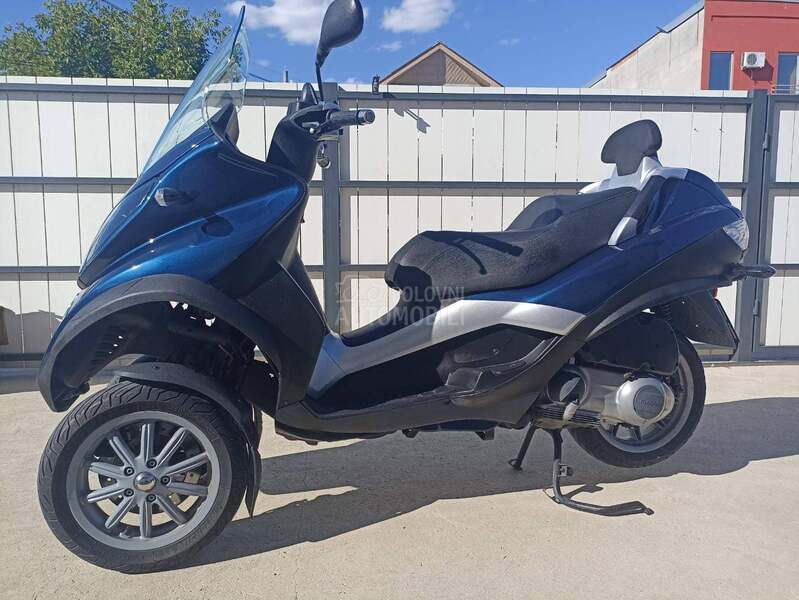 Piaggio MP3 B KAT