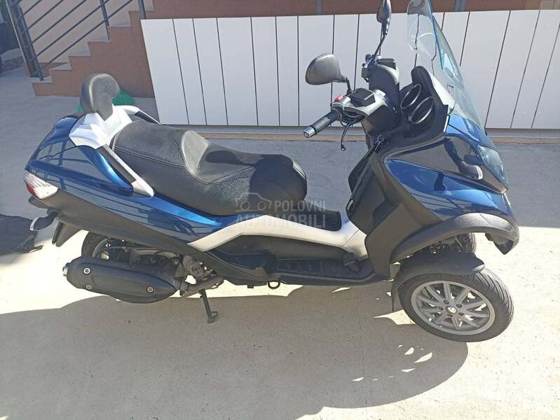 Piaggio MP3 B KAT