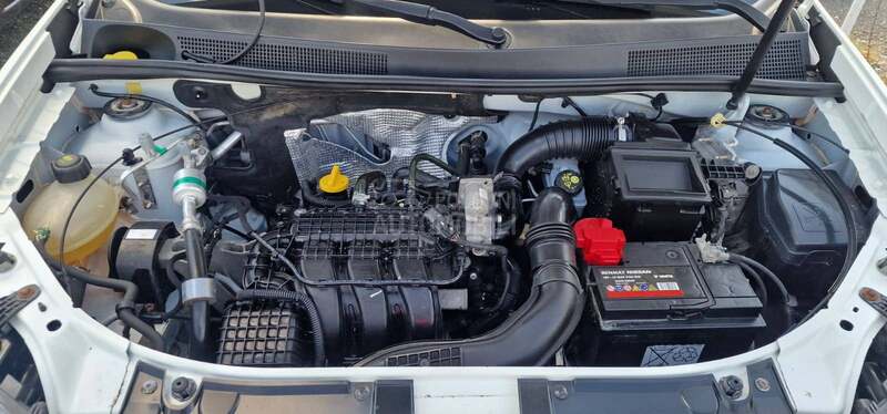 Dacia Sandero 1.0 b Led