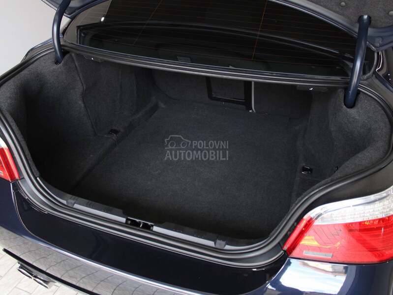 BMW 530 530xd E60